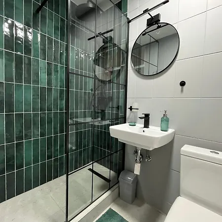 Spacious 3br Apartment, Cozy & Authentic * 塞拉耶佛