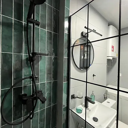 Spacious 3br Apartment, Cozy & Authentic 公寓