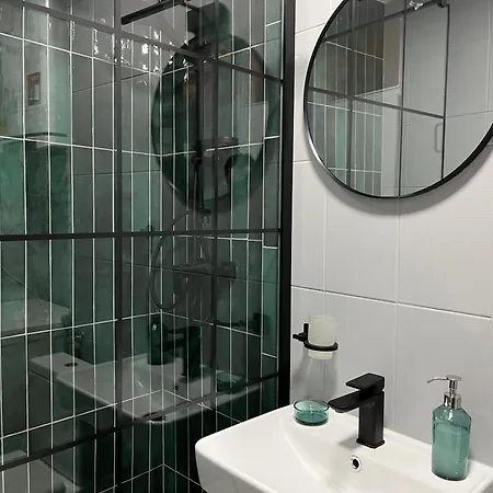 公寓 Spacious 3br Apartment, Cozy & Authentic