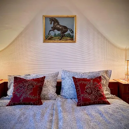 Διαμέρισμα Spacious 3br Apartment, Cozy & Authentic *