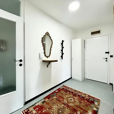 Spacious 3br Apartment, Cozy & Authentic * Sarajevo