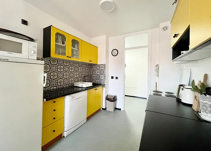 Spacious 3br Apartment, Cozy & Authentic 公寓