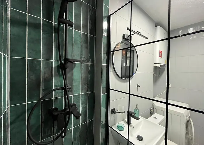 Spacious 3br Apartment, Cozy & Authentic 公寓