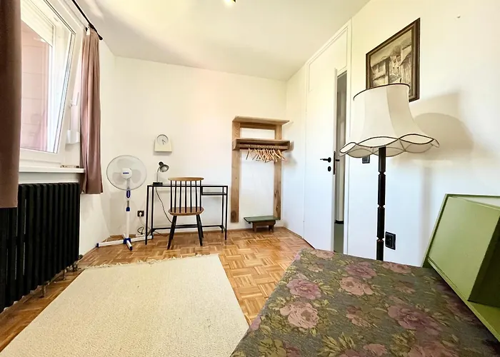 公寓 Spacious 3br Apartment, Cozy & Authentic 塞拉耶佛
