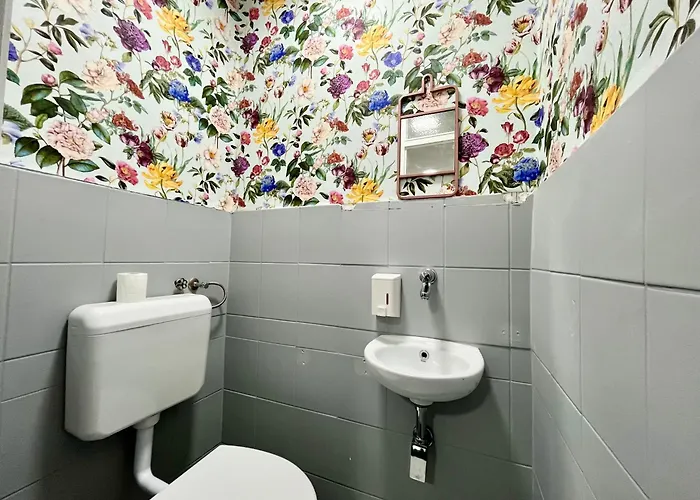 Spacious 3br Apartment, Cozy & Authentic